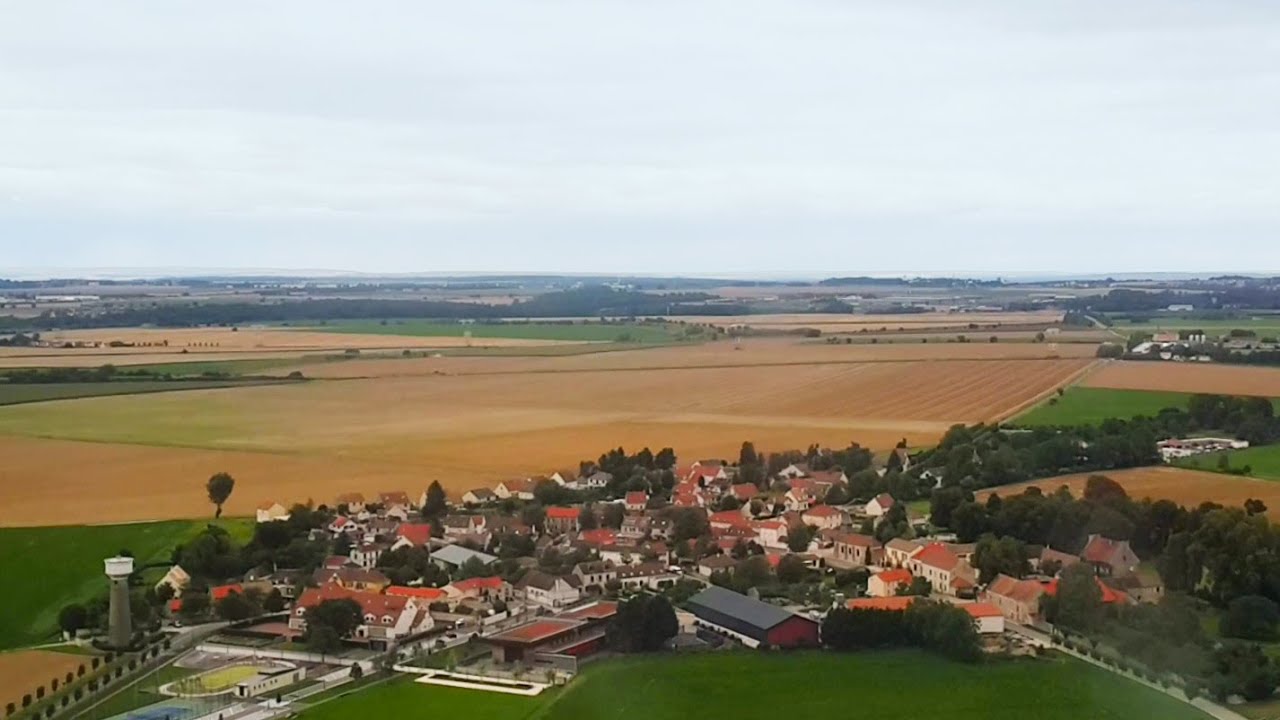Landing at Paris Charles de Gaulle Airport (Roissy Airport) in France