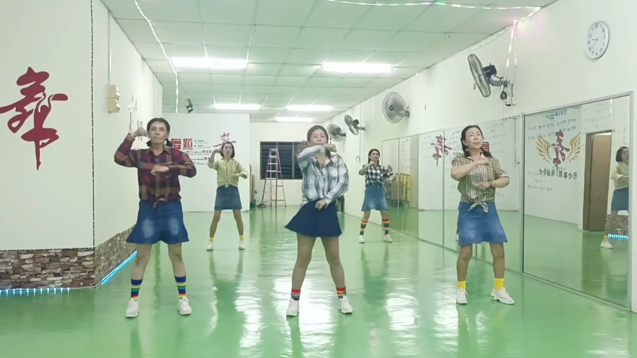 kuda kuda line dance
