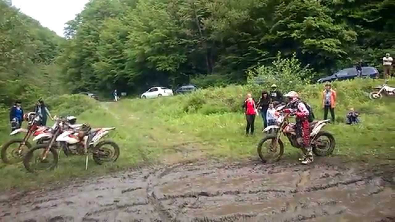 a Kasztan na to niemożliwe! HARD ENDURO PANORAMA GHELARI 2014 DAY 2 RIVER
