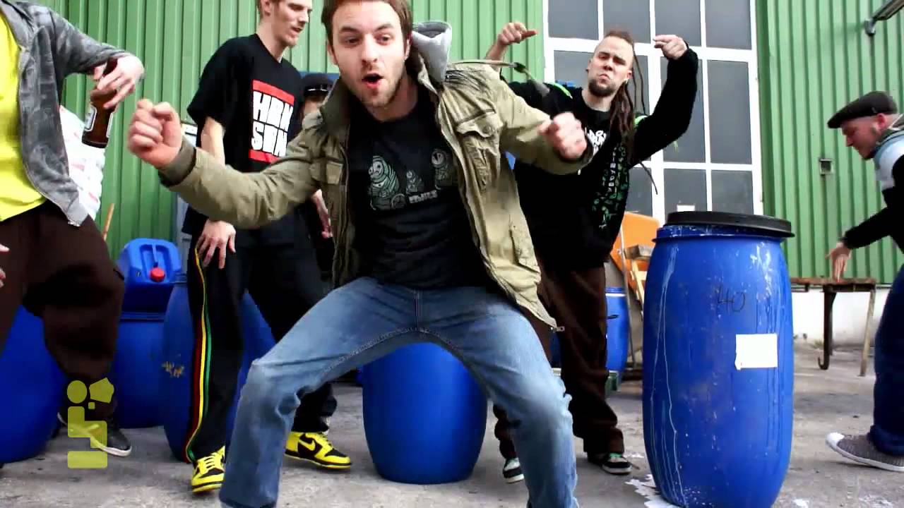 SITZDISSA - da deifö schloft ned (official video)