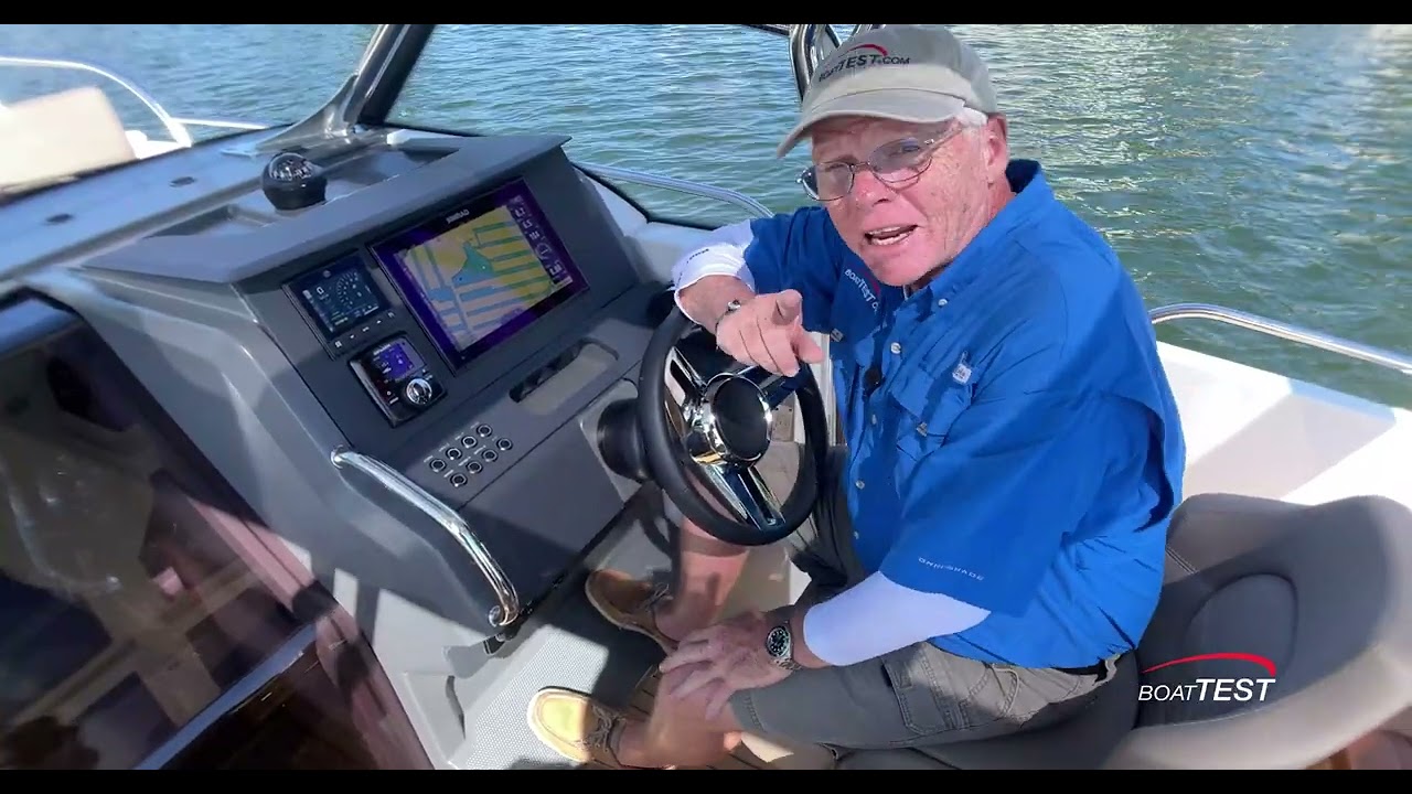 Nimbus T8 reviewed by BoatTest.com