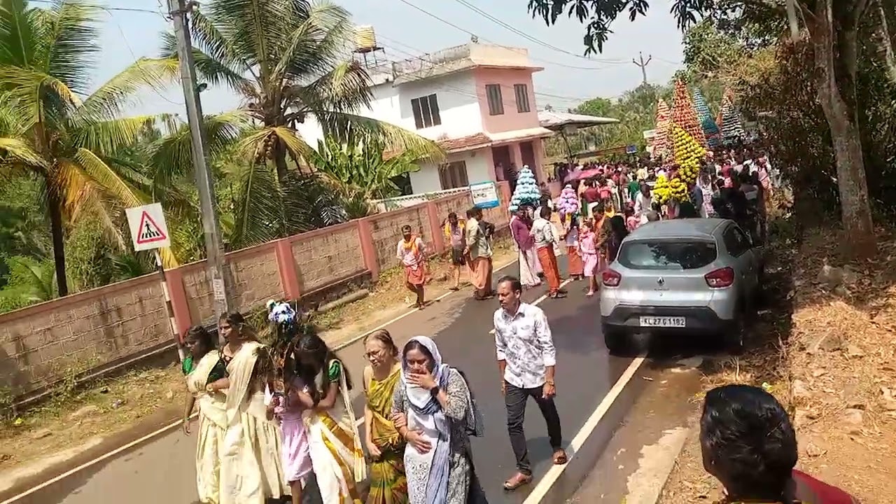 Kavadiyattam of  Puthankavumala mahadeva temple 2026