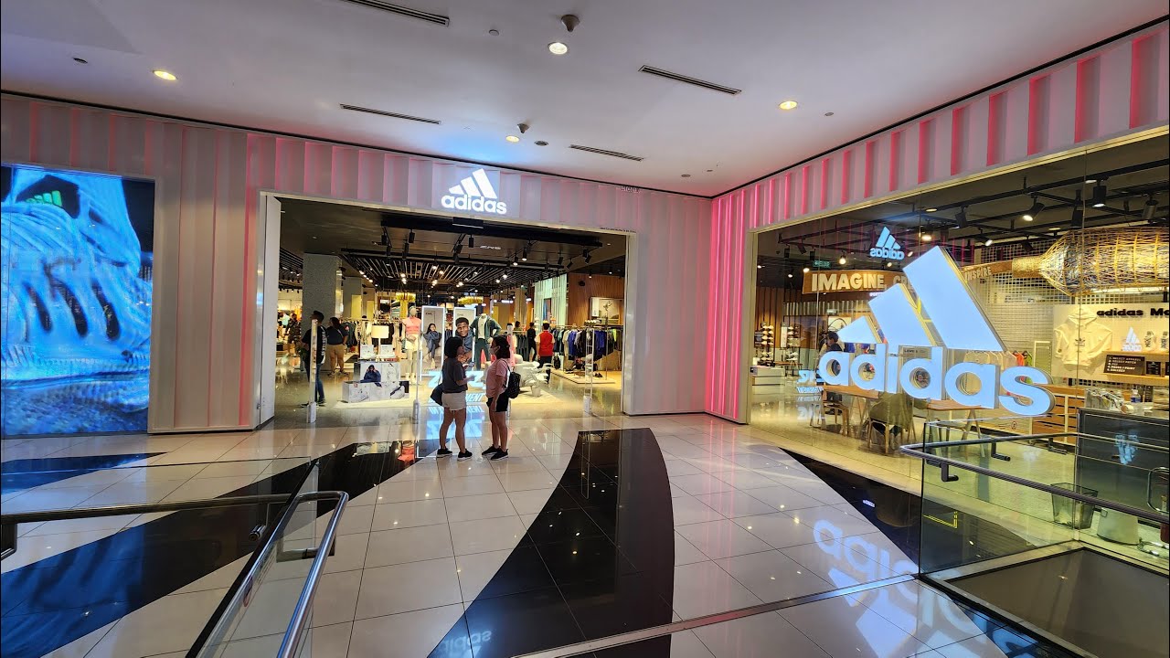 Adidas Malaysia Flagship store Pavilion Mall Bukit Bintang Kuala Lumpur walking around tour ambiance