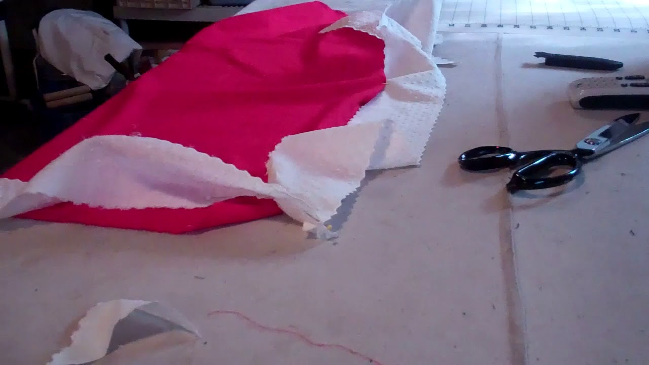 Mitered corner w lace trim