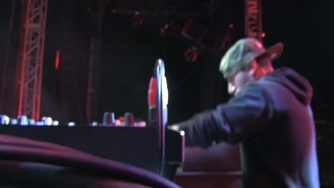 ARAAB MUZIK - MPC OF THE DEAD - LIVE @ HARD DAY OF THE DEAD - 11.3.2012