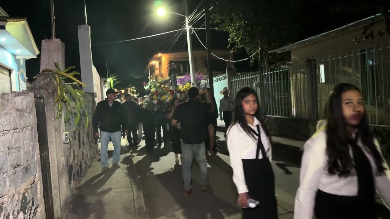Recorrido por las calles de Ururuta con San Felipe de Jesús.
