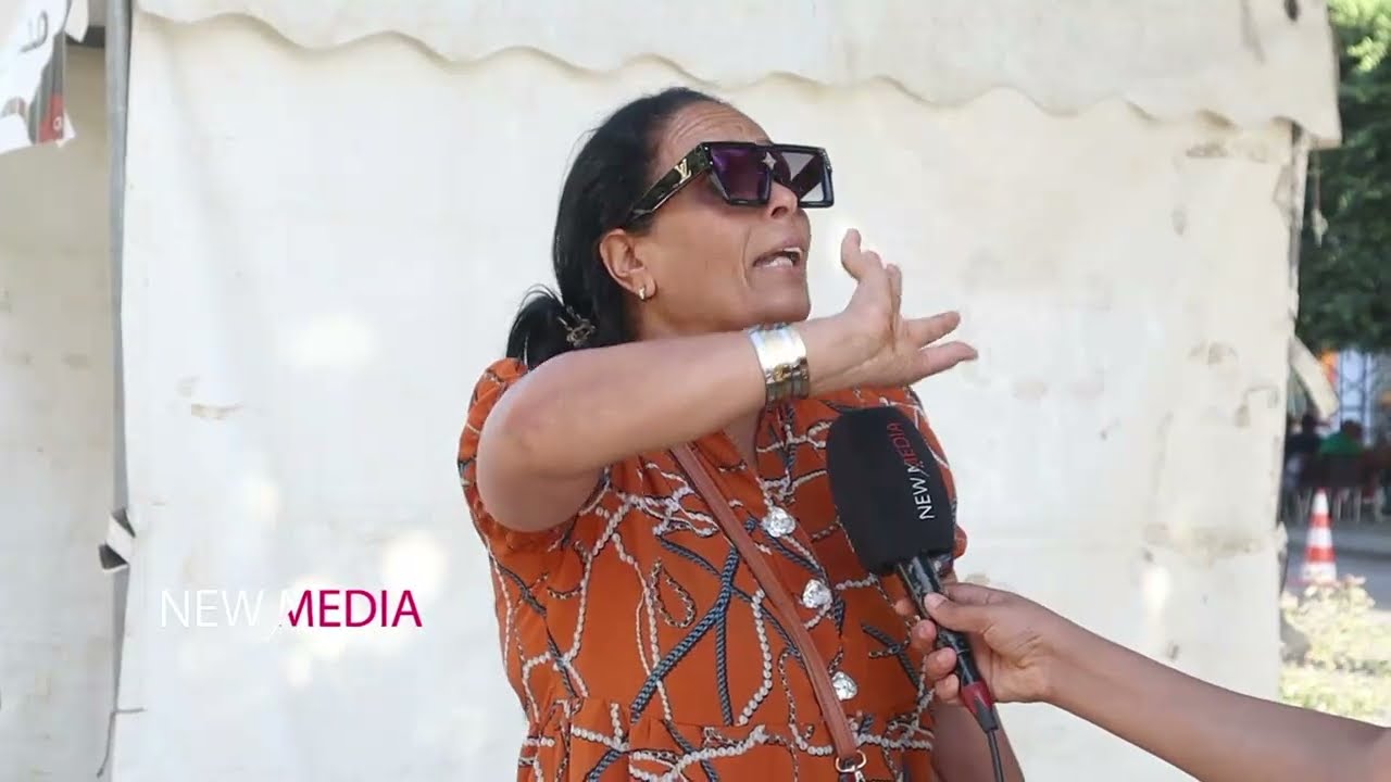 عندها مشكلة مع معلمين بمدرسة بئر بورقبة في الحمامات😔​ ض ربولي حفيدي ودمه يجري ..مالقيش شكون يسمعني😔​