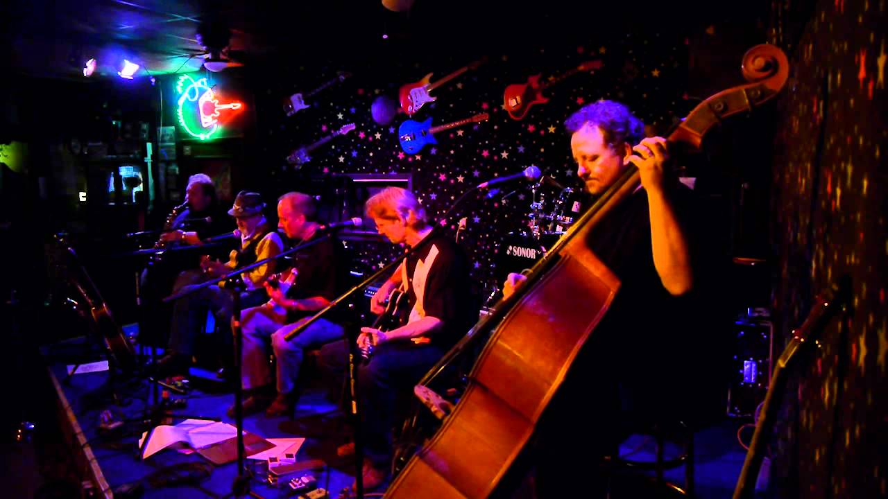 Moe Hansum Band - 