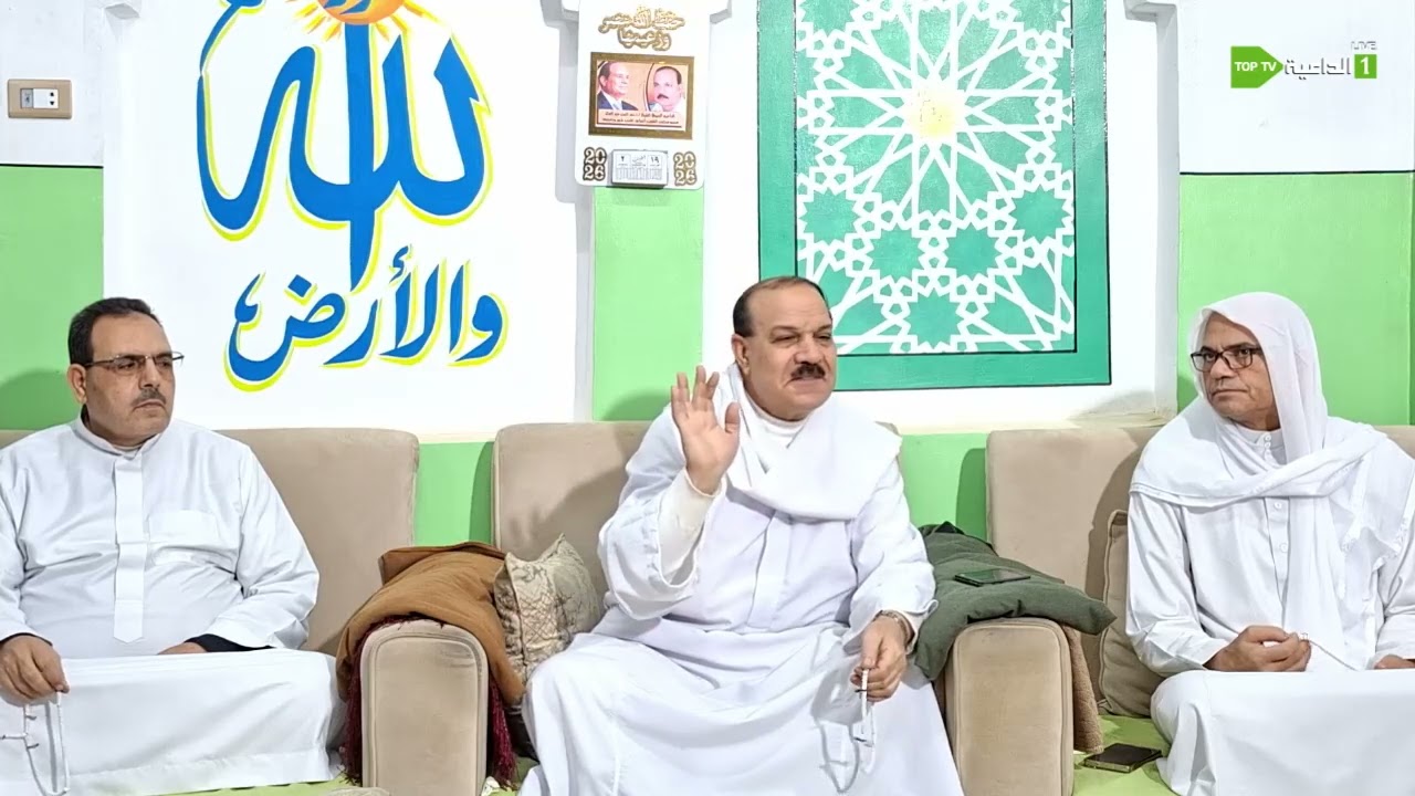 لا تنشغلو بجمال الصوت قبل جمال الروح  دا الأصيل عند السيسي هدية الرحمن 