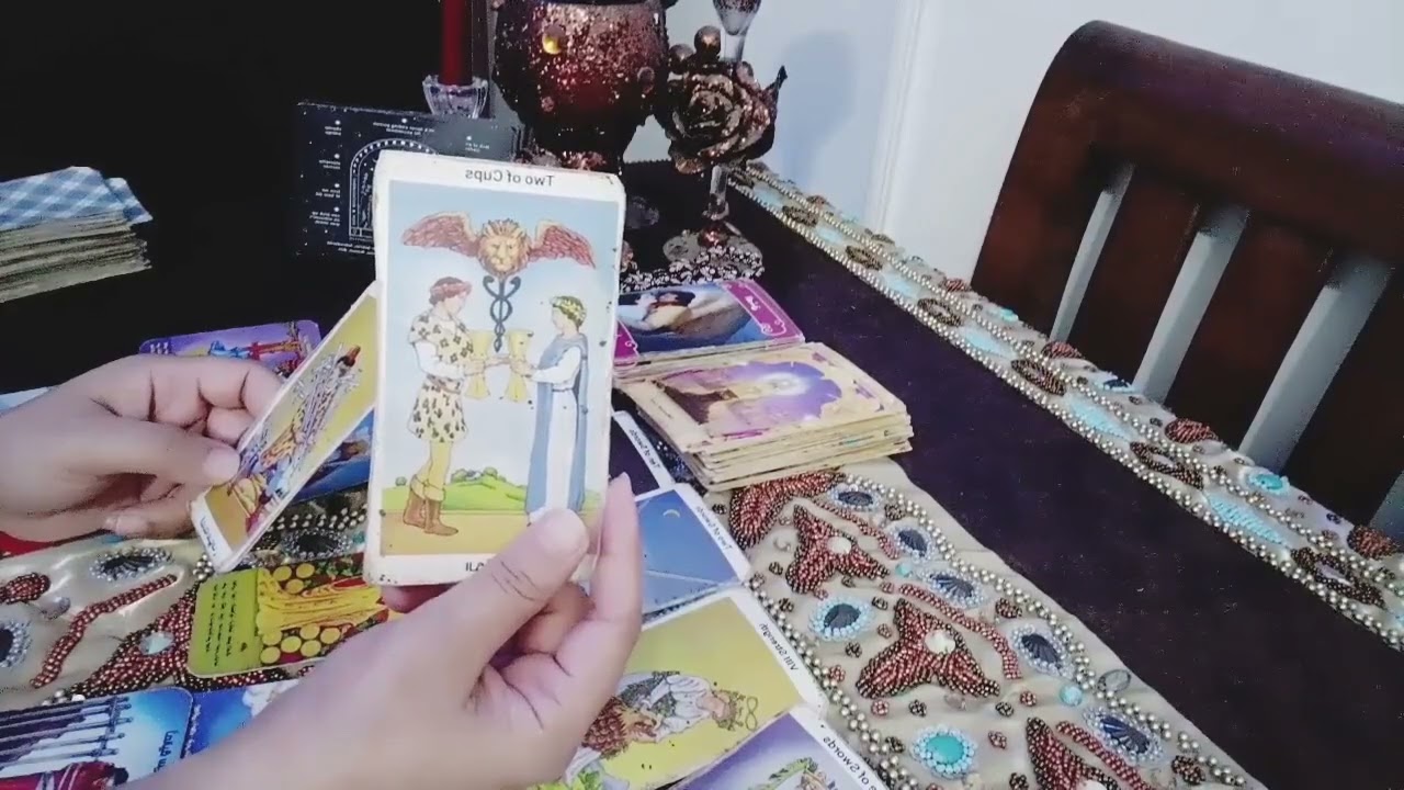 برج الجوزاء ♊ للعلاقه الثلاثيه مشاعره اتجاهك ♥️ و اتجاه الطرف التالت نواياه وخطواته