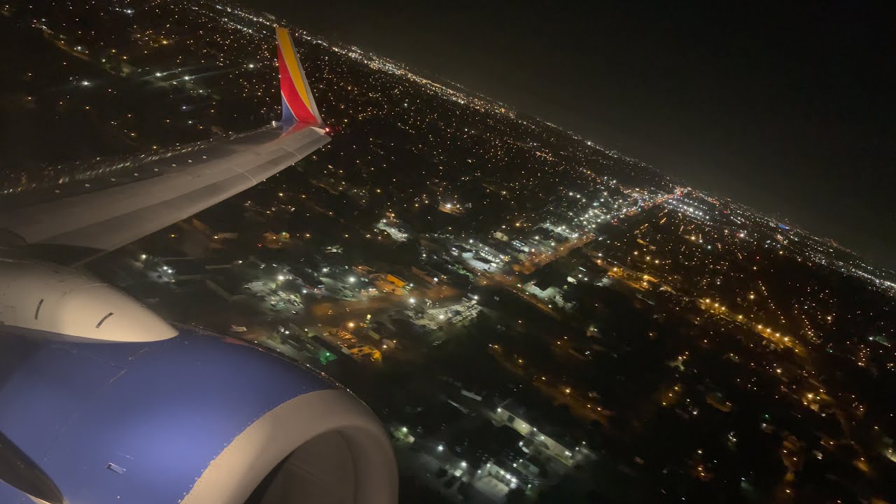 Southwest Boeing 737-700 Night Takeoff Louis Armstrong New Orleans Intl. (KMSY)