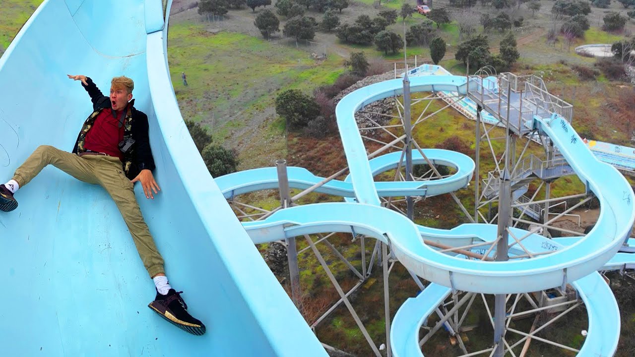 DIT VERLATEN WATERPARK HEEFT ZIEKE GLIJBANEN! (Gacy Land Amusement Park)