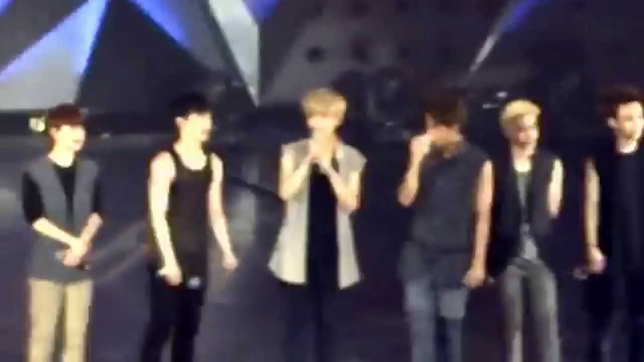[HD FANCAM] 140823 EXO The Lost Planet in Singapore - Introduction Talk - EXO Speaks English