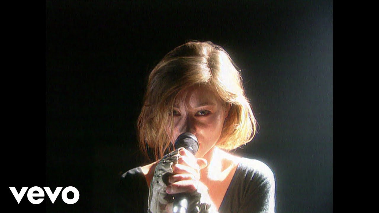 Her Personal Pain - Cinema Caf&eacute;
