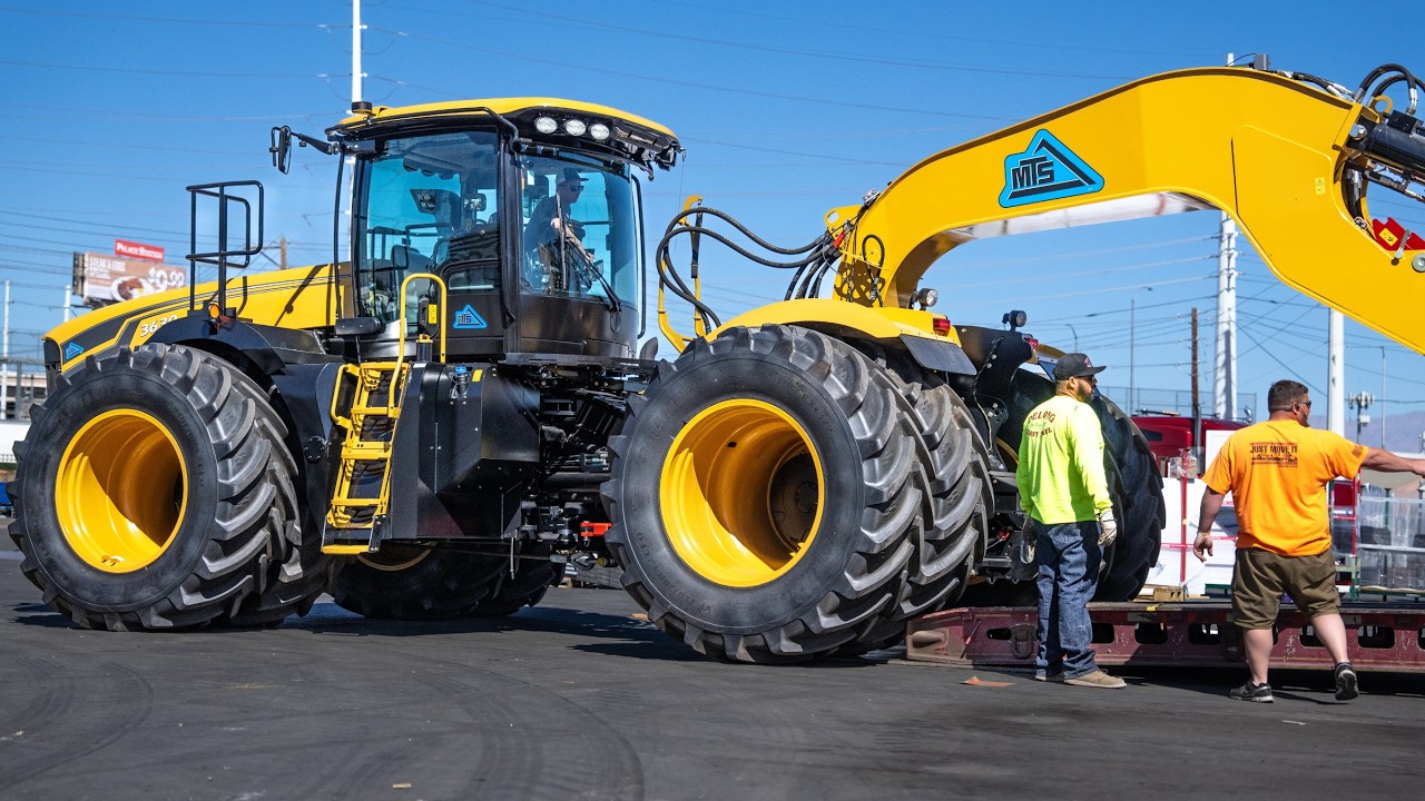 Big Double Wheel MTS Scraper Moving From Conexpo 2026