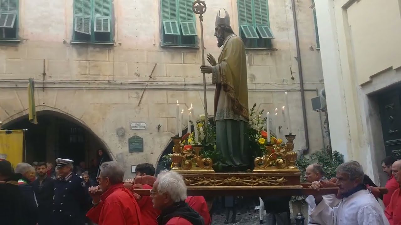 Taggia processione di San Benedetto Revelli 2023, partenza dalla Chiesa Parrocchiale per il Colletto