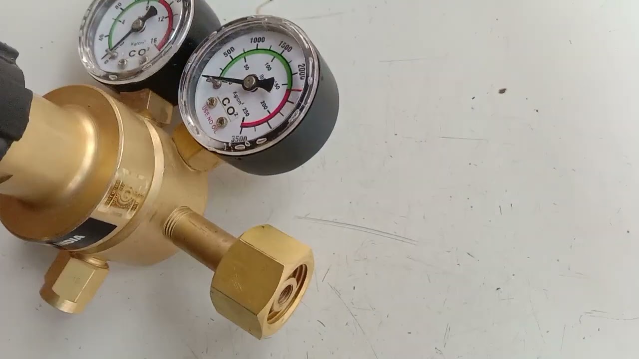 CO2 Heavy Duty Regulator | Available on IndiaMART