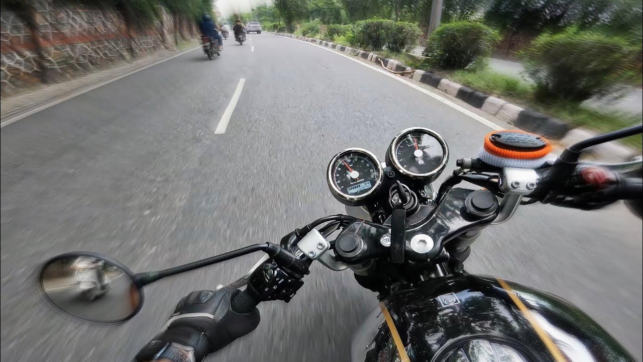 2025 ROYAL ENFIELD GT 650 HARD & FAST RIDE REVIEW | PERFORMANCE TEST