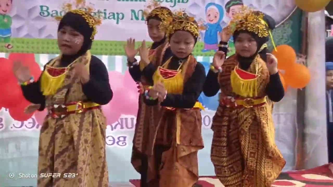 Kreatifitas kelas Tsa TPQ Qurrota A'yun 