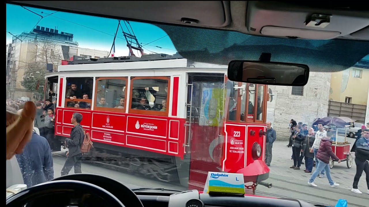 Ambulans İstanbul (İstiklal Caddesi)
Ambulance Turkey
