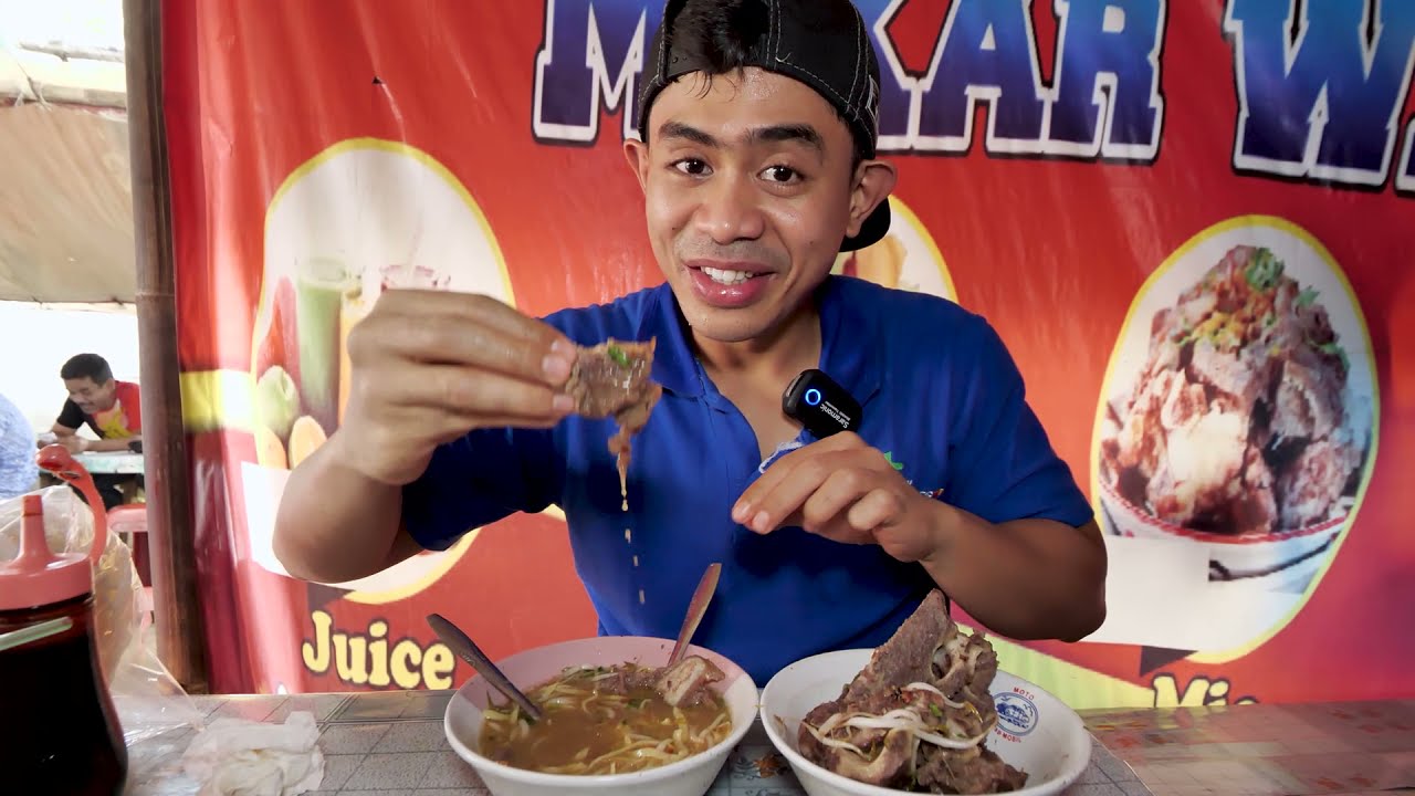 WOW! Makan Mie Kocok Porsinya Bisa Buat Sekeluarga!