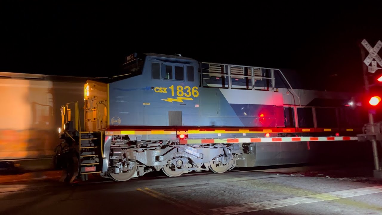 Train Meet Long CSX M491-13 SB Manifest With CSXT 1836 RF&P HU & CSX L491-13 NB Local Sellers SC