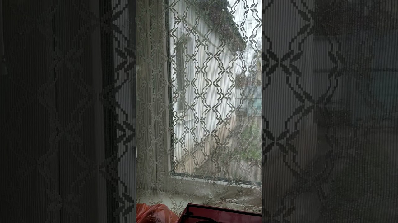 Очень не хочется оставлять одну бабушку Машу.