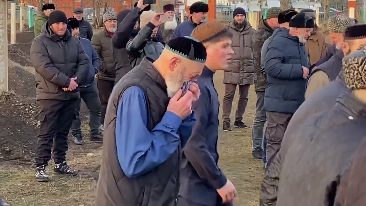 Зикр в Новых-Атагах (кешнишкахь) 3 февраля 2023 г.