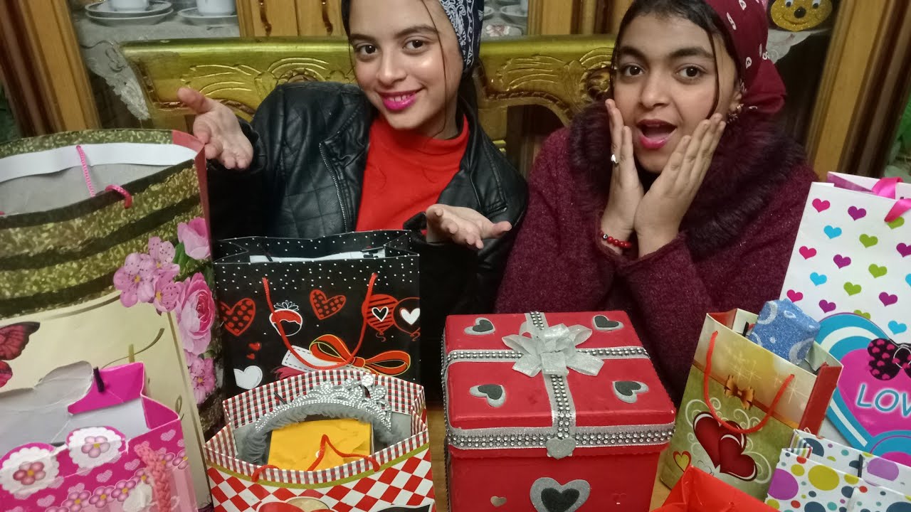فتح هدايا عيد ميلاد رنا 🥳❤️