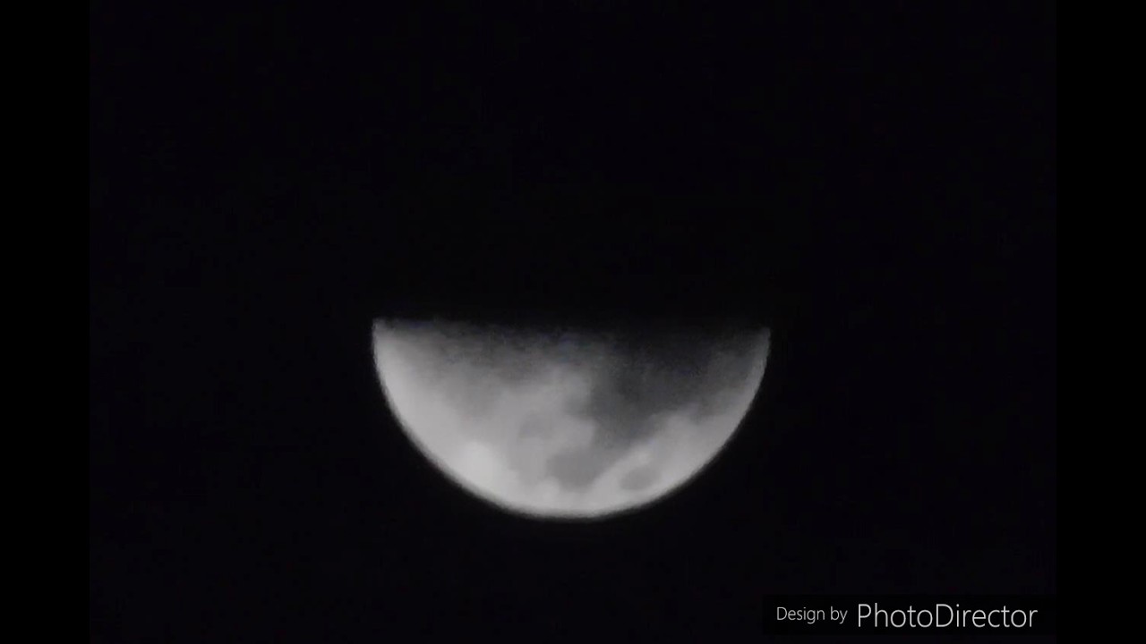 昇るときは、上が「弧」で下が「弦」、矢をつがえたなら、上の方に飛んで行く、これを「上つ弓張」、すなわち「上弦」と呼んだ。今は、南中過ぎているから、矢は下に飛ぶだろうが(笑)。旧暦一月八日。