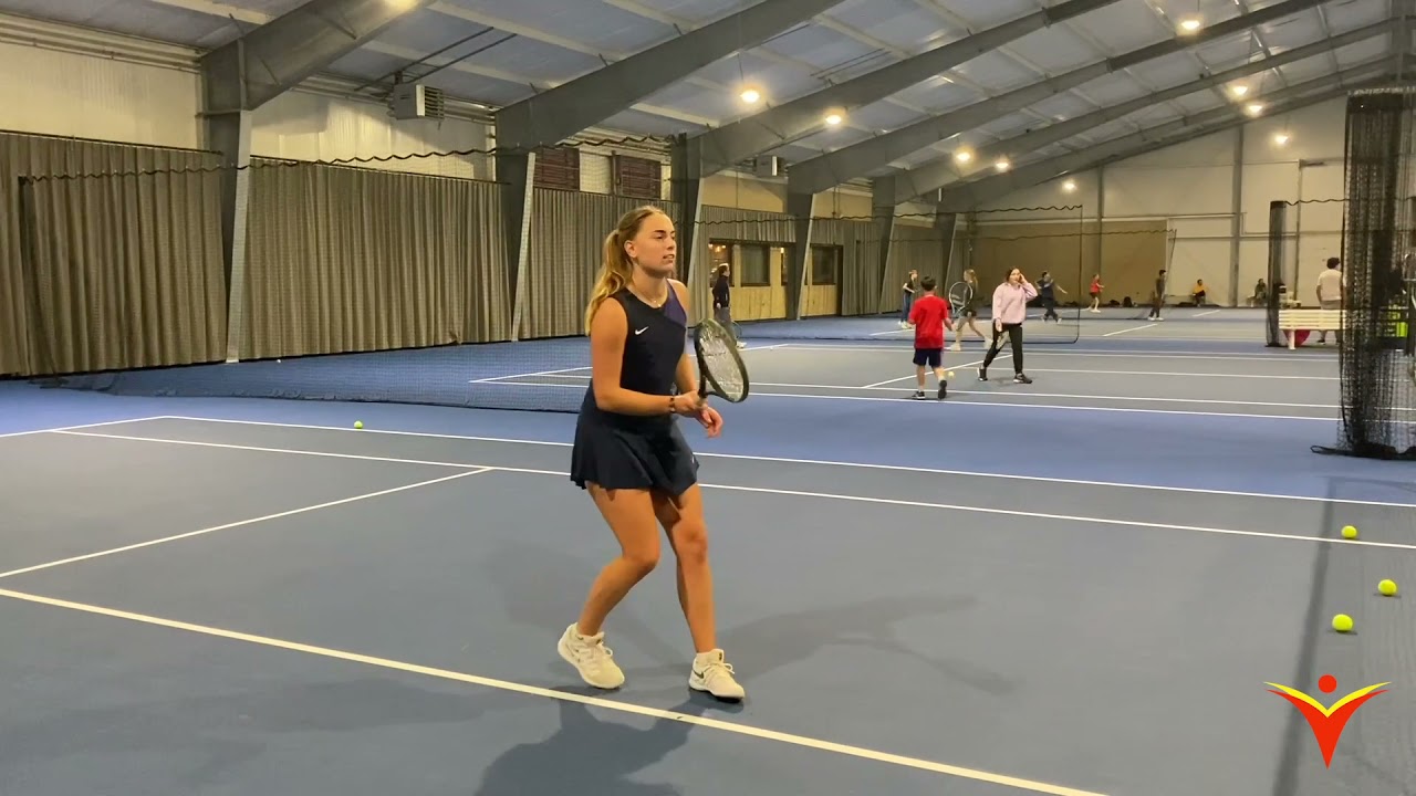 College Tennis Recruiting Video - Fall 2022 - Laurie Barendse - Slamstox