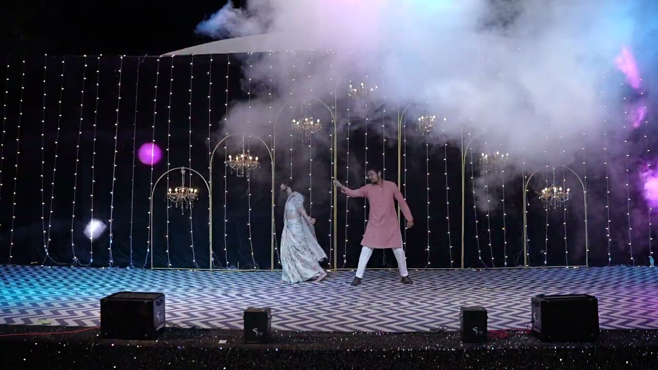 Snehal and vidyadhar couple sangeet dance