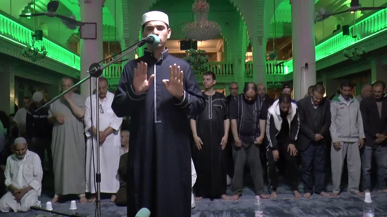 الدكتور عبد العزيز ثابت والشيخ عدة بتة صلاة التراويح22رمضان1440