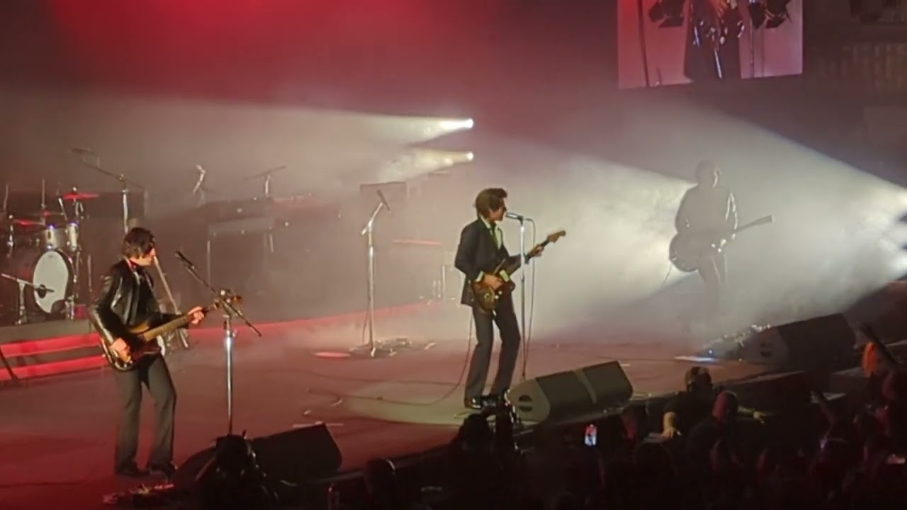 Crying Lightening - Arctic Monkeys @ The Armory Minneapolis 8.26.24
