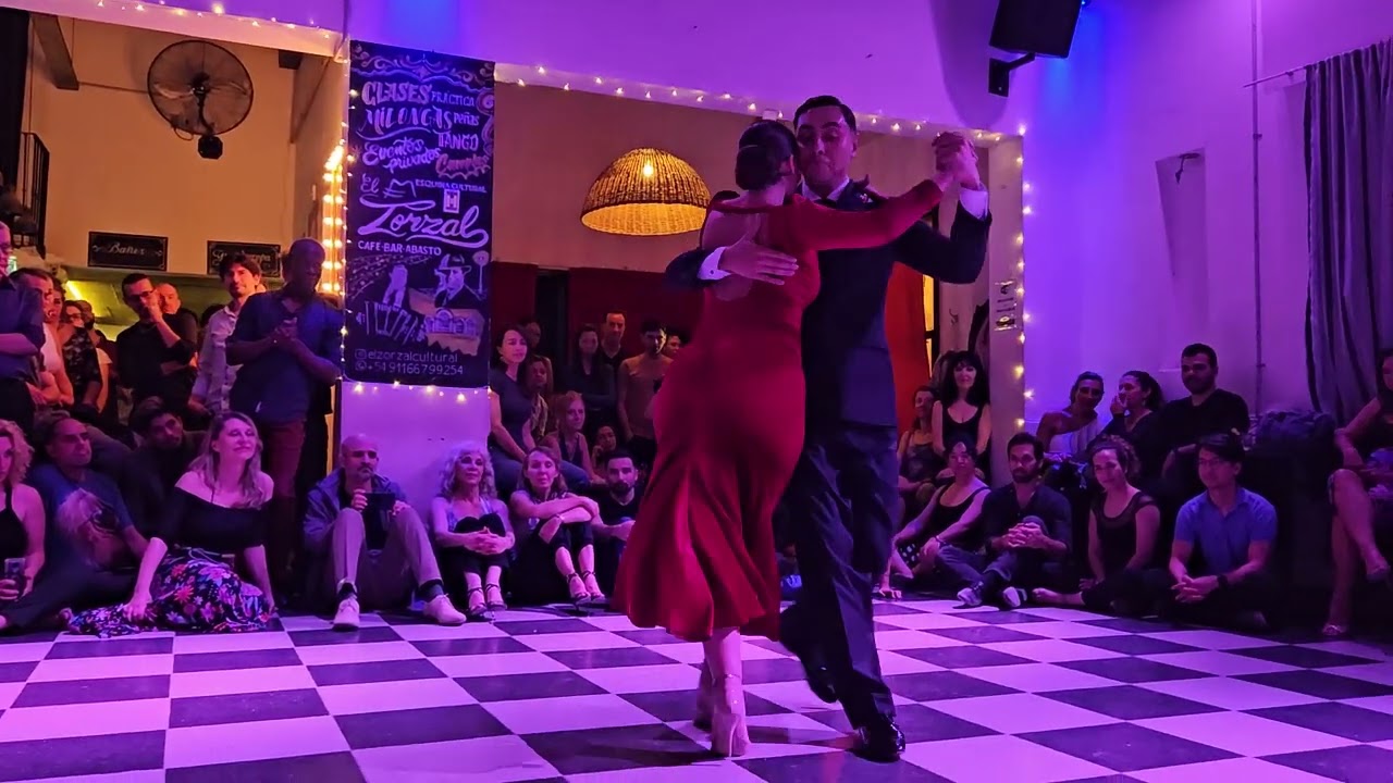 Suyay Quiroga and Jonny Carvajal at Milonga Tango Bar (3 of 4)