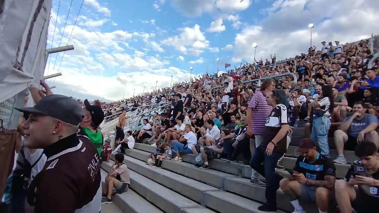 PLATENSE Duelo Hinchada Godoy Cruz - Semi Final - San Nicolas