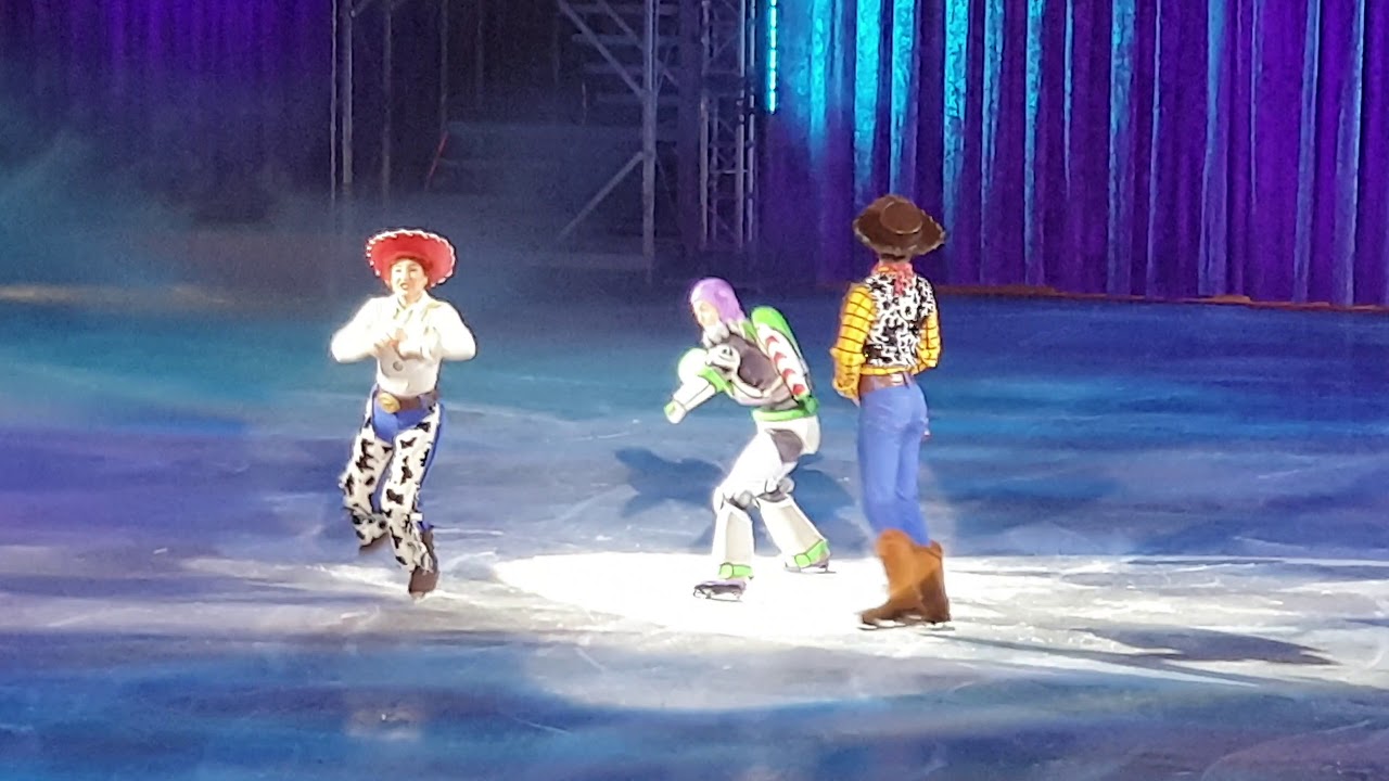 Disney on Ice celebrates Mickey and Friends | #ToyStory