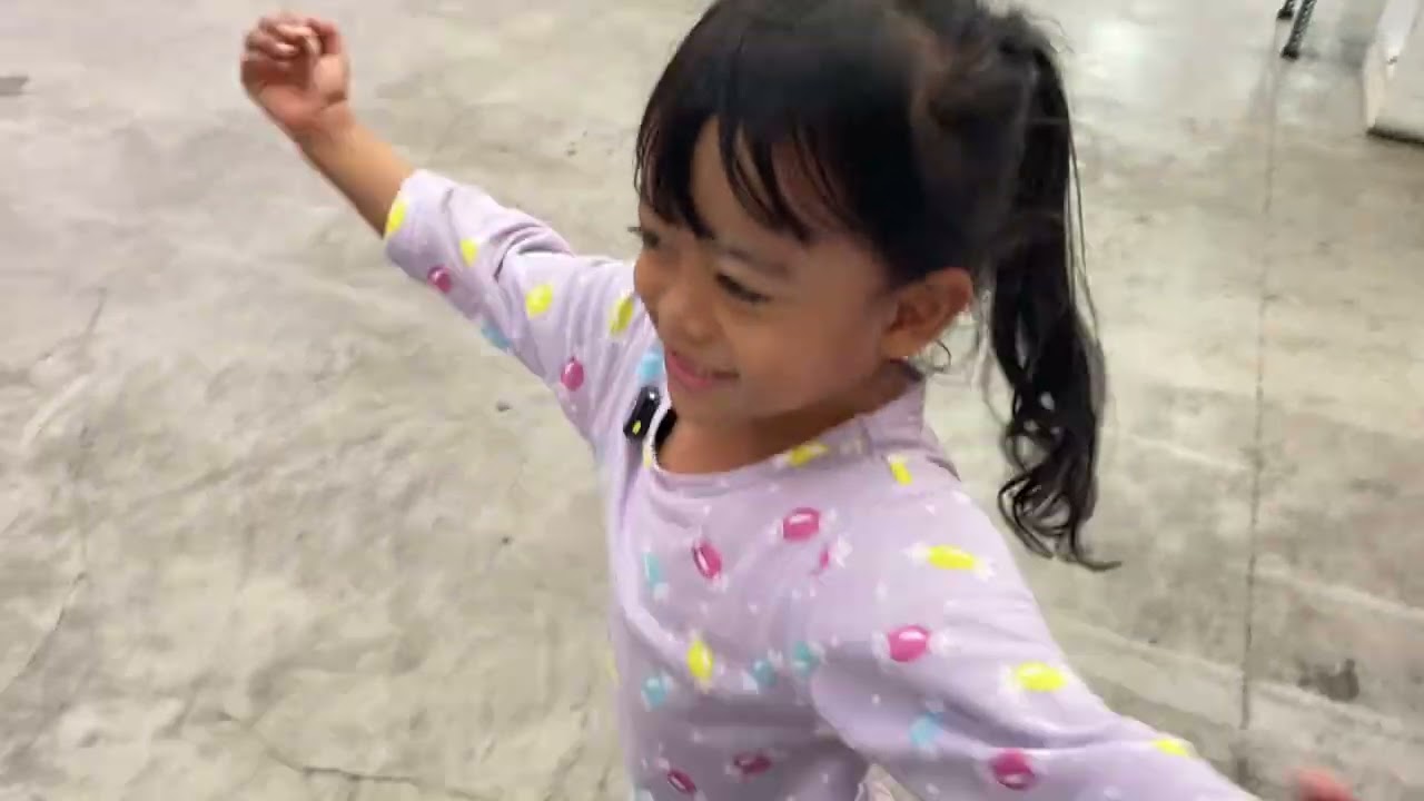 Arsyila belanja di Lottemart