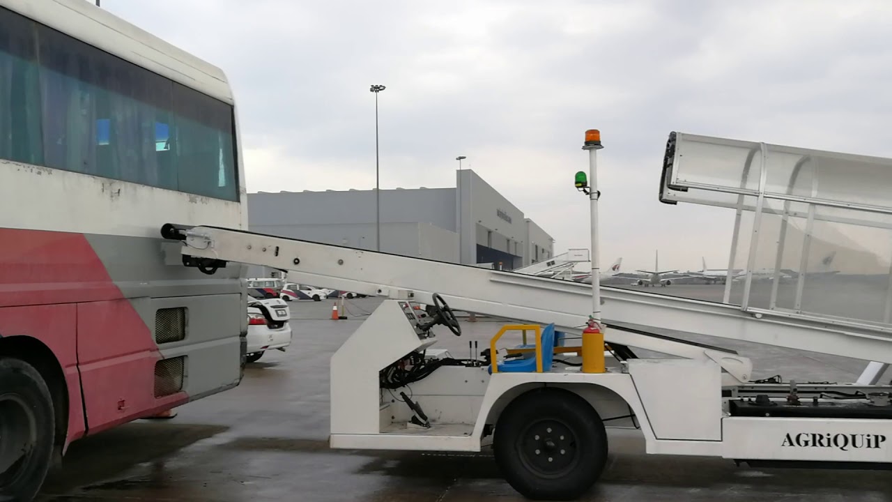AGRiQUiP Conveyor Belt Loader and Ambulift