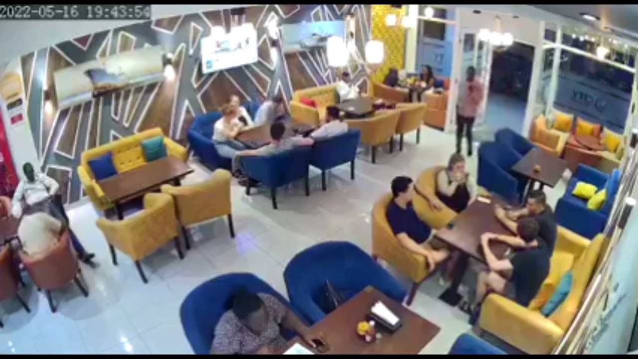CCTV FOOTAGE SHOWING THIEF ROB TOURISTS IN KISUMU CBD RESTAURANT.