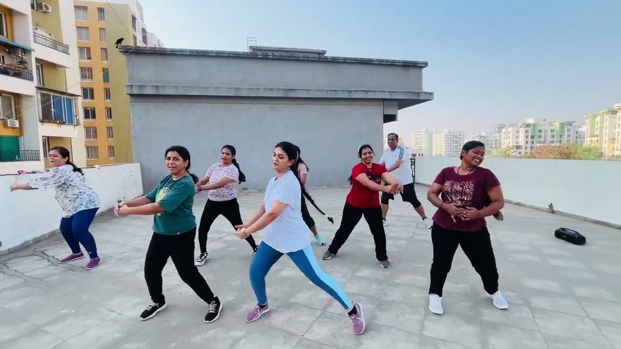 Balam pichkari | holi special | zumba | Roots of dance 