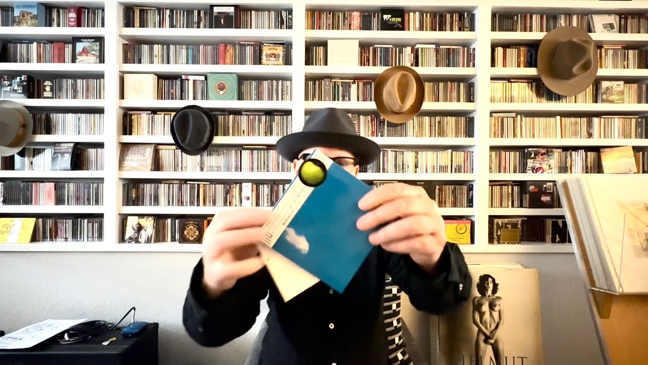 Выпуск сольных альбомов Джона Леннона на японском SHM-CD: копии оригинальных обложек пластинок.