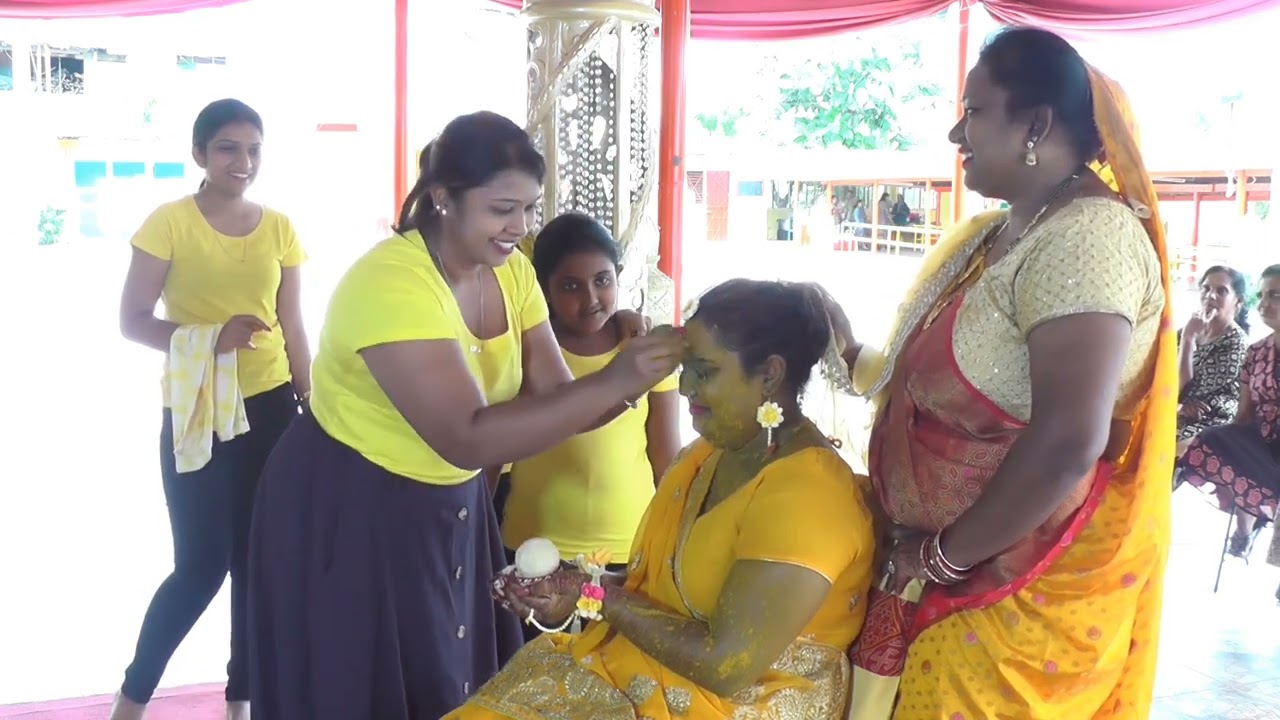 Pre-Wedding Highlights 51  - Lustrous Cultural Curves