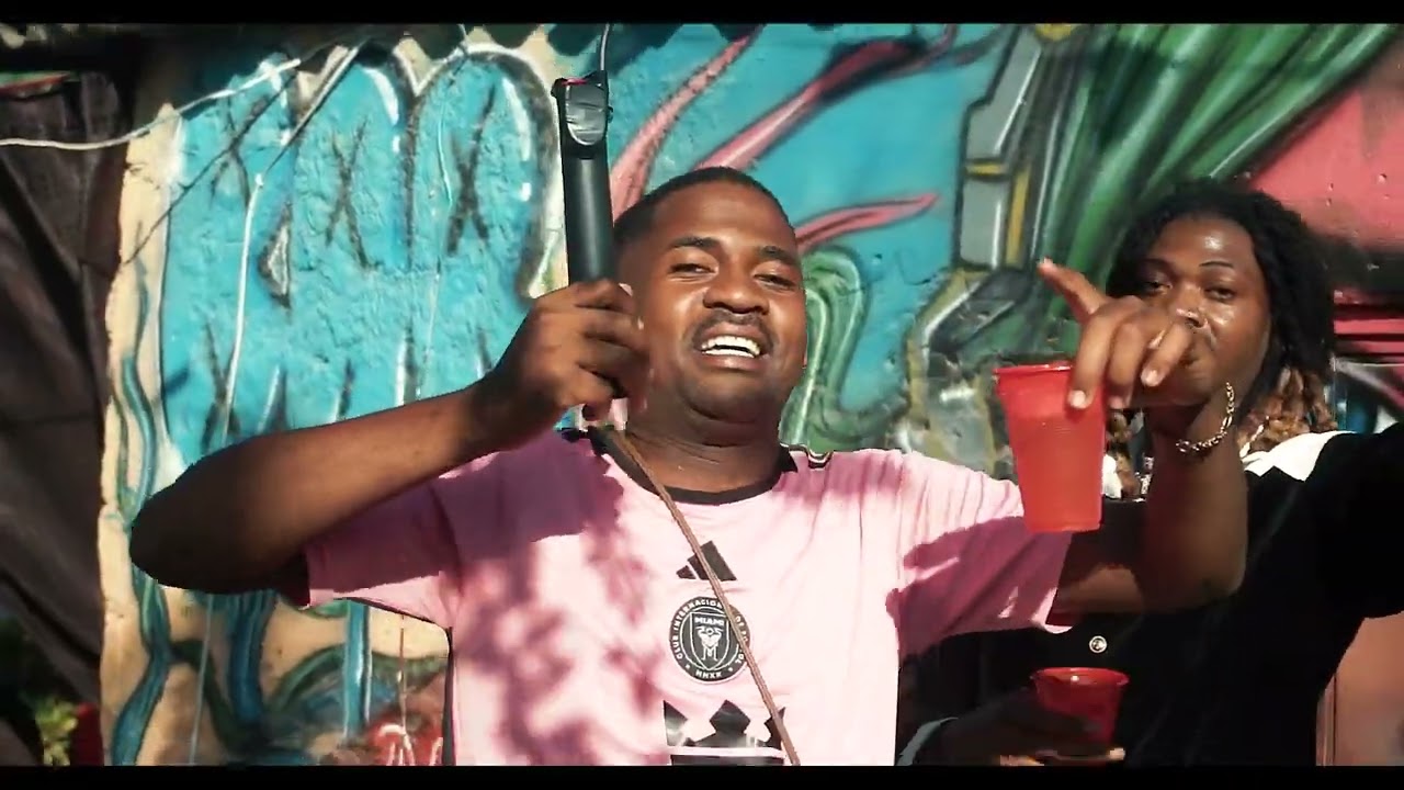 Performance feito com sucesso PAPY NANDAKO FEAT DENILSON MANA ..... JA PODES FAZER O DOWNLOAD 