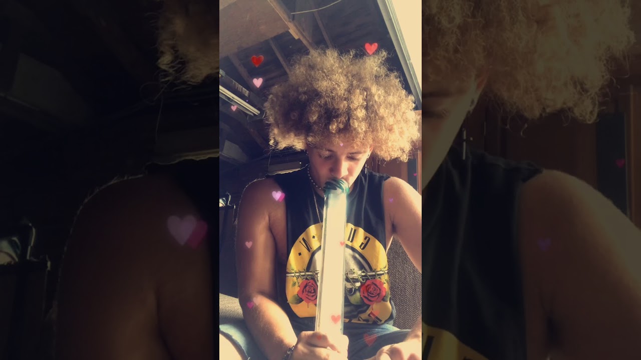 milky 2 foot bong hit 🥛
