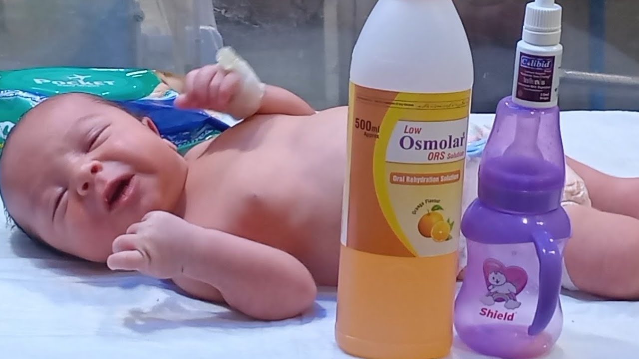 Adorable Newborn Baby | First Feed with Vomiting Care in NICU 👶🍼