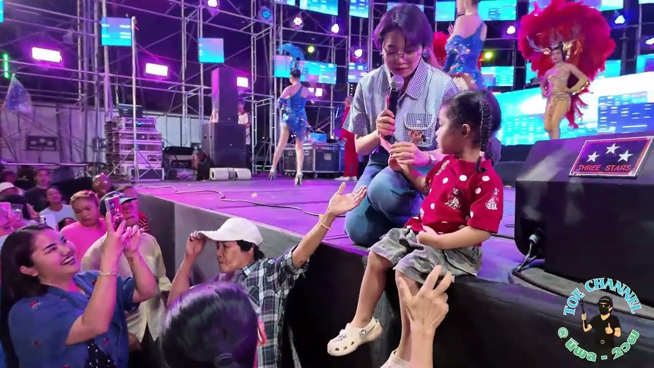 คลิปเต็มน้องต้นข้าวแสดงสด@งานปิดทองหลวงพ่อทอง วัดเขาตะเคราอ บ้านแหลม จ เพชรบุรี 28 ก พ 69