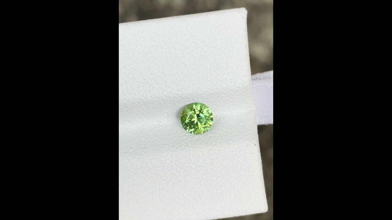 0.60 Carats | Demantoid Garnet Stone Round Cut Natural Russian Gemstone 