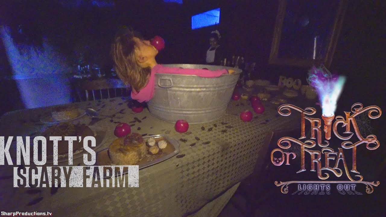 Trick or Treat maze at Knott's Scary Farm 2018