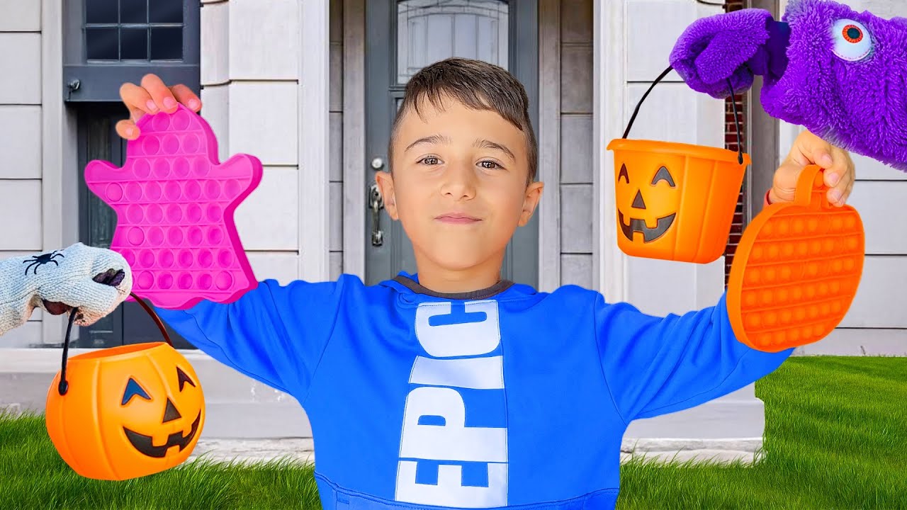Matteo Trick or Treat Adventure
